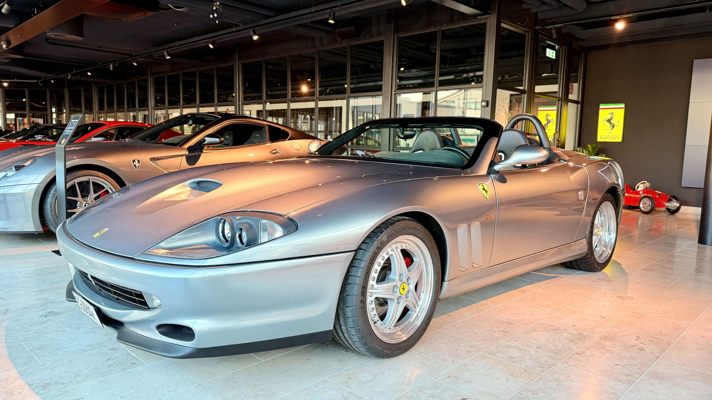 Ferrari 550 barchetta pininfarina 2001
