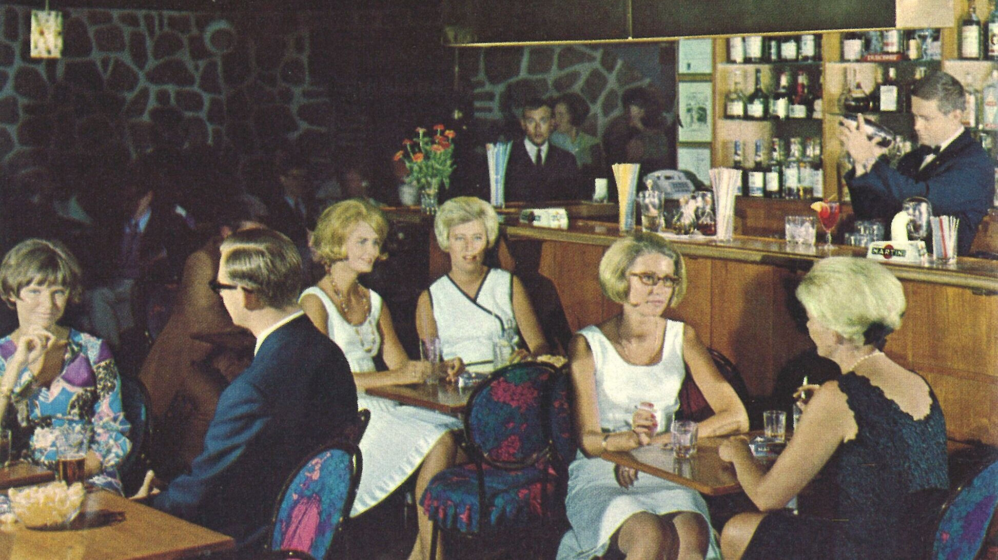 Hotel Tylösand Natti Natti interiör med gäster 1970-tal